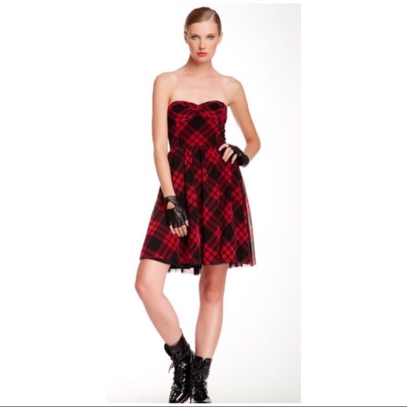 BETSEY JOHNSON Red-Black Plaid Skater Party Dress - Picture 3 of 6